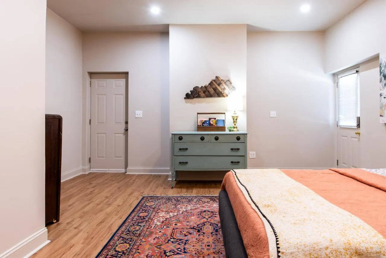 Derby City Urban Oasis Apartment Louisville