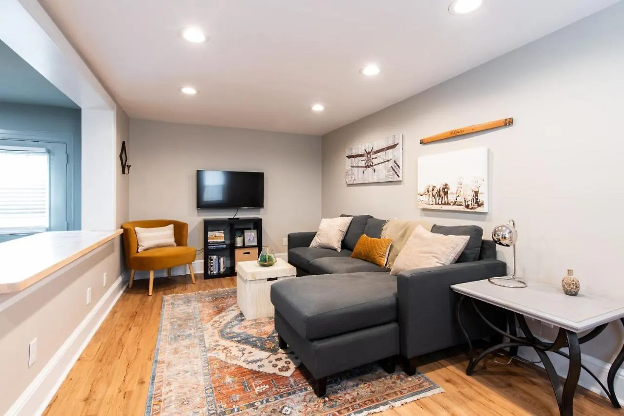Derby City Urban Oasis Apartment Louisville