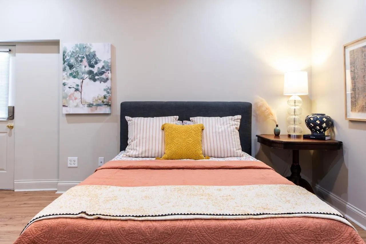 Derby City Urban Oasis Apartment Louisville